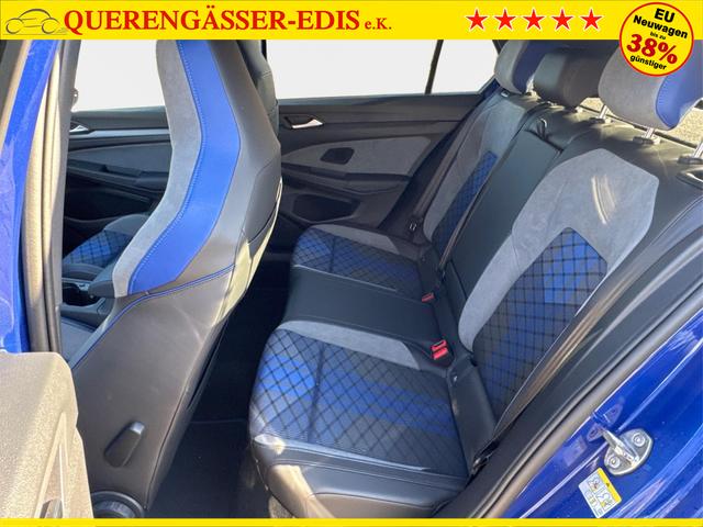 Volkswagen / Golf / / / / 4x4+PANO+MATRIX+HUD+HARMAN+NAVI+360 KAMERA+19 LM