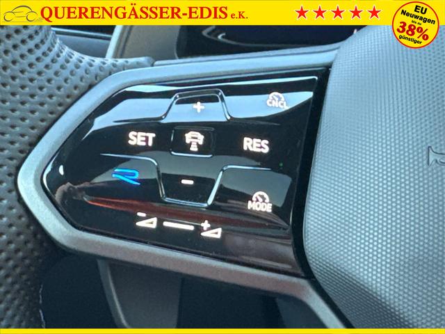 Volkswagen / Golf / / / / 4x4+PANO+MATRIX+HUD+HARMAN+NAVI+360 KAMERA+19 LM