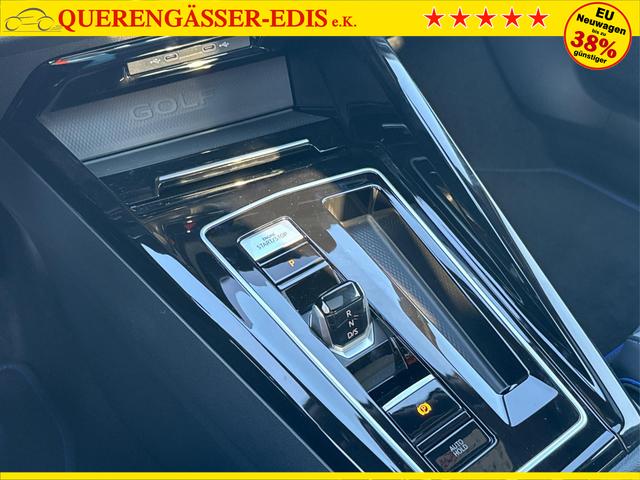 Volkswagen / Golf / / / / 4x4+PANO+MATRIX+HUD+HARMAN+NAVI+360 KAMERA+19 LM