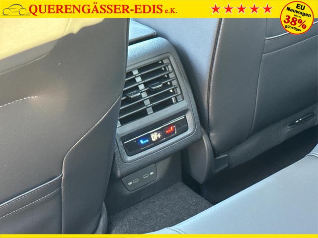 Volkswagen / Golf / / / / 4x4+PANO+MATRIX+HUD+HARMAN+NAVI+360 KAMERA+19 LM