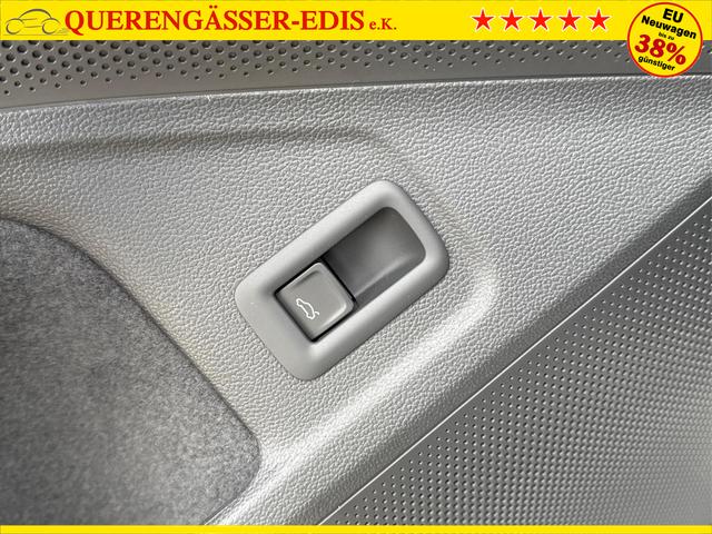 Skoda / Superb Combi / / / / DSG+NAVI+AHK+EL.HECKKL.+KESSY+SHZ, Beispielbilder, ggf. teilweise mit Sonderausstattung