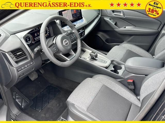Nissan / Qashqai / Schwarz / / / EL.HECKKL+HEAD-UP+KAMERA+ACC+PDC+SHZ+LED 