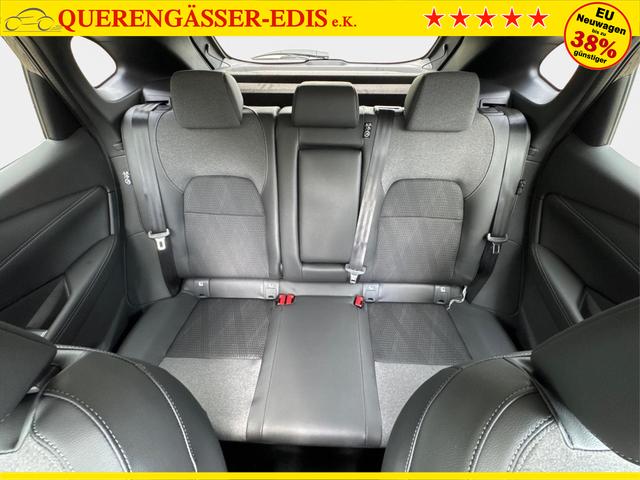Nissan / Qashqai / Schwarz / / / EL.HECKKL+HEAD-UP+KAMERA+ACC+PDC+SHZ+LED 