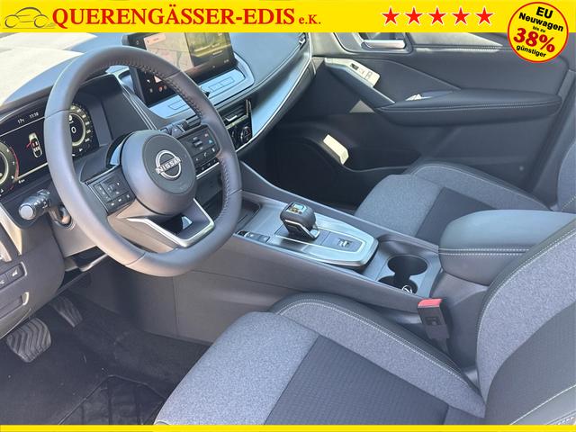 Nissan / Qashqai / Wei&szlig; / / / EL. HECKKL+HEAD-UP+KAMERA+ACC+PDC+SHZ+LED , Beispielbilder, ggf. teilweise mit Sonderausstattung