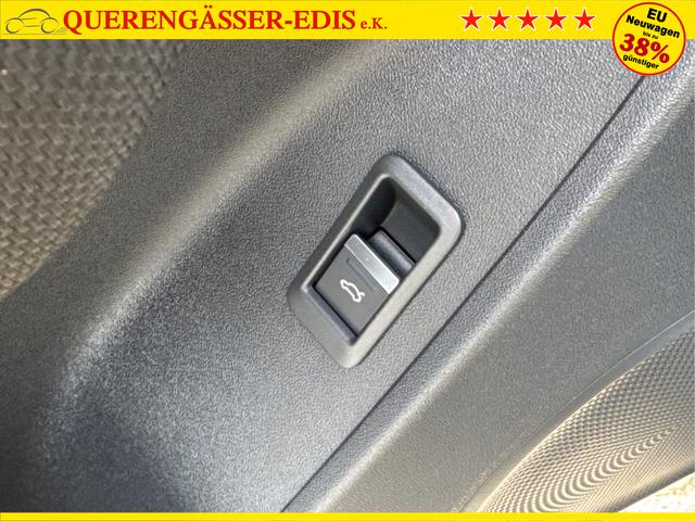 Audi / Q3 Sportback / Schwarz / / / MJ 2026+NAVI+KAMERA+AHK+PANO+PDC+EL. HECKKL.+LED+18 LM