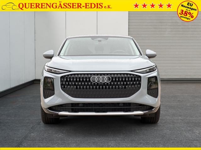 Audi / Q3 Sportback / / / / MJ 2026+NAVI+KAMERA+PANO+AHK+PDC+EL. HECKKL.+LED+18 LM