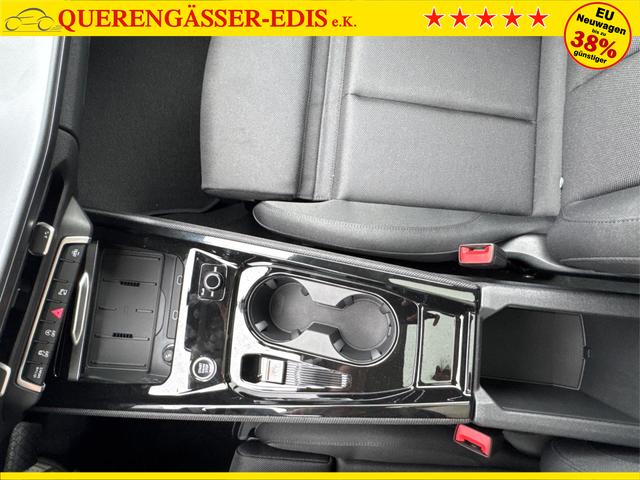 Audi / Q3 Sportback / / / / MJ 2026+NAVI+KAMERA+PANO+AHK+PDC+EL. HECKKL.+LED+18 LM