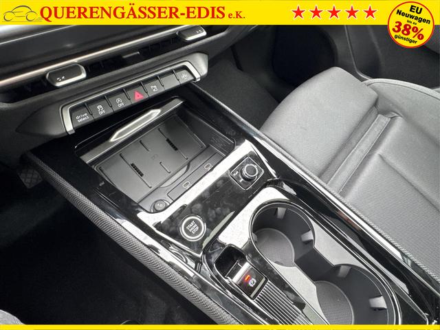 Audi / Q3 Sportback / / / / MJ 2026+NAVI+KAMERA+PANO+AHK+PDC+EL. HECKKL.+LED+18 LM
