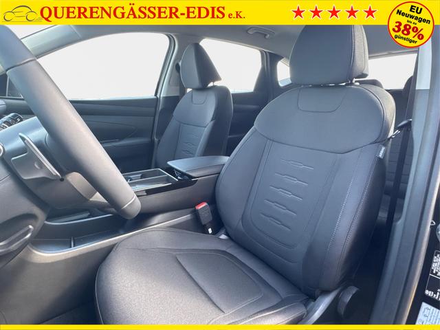 Hyundai / TUCSON / Schwarz / / / Hybrid NAVI+KAMERA+SHZ+LED+TEMPOMAT+17 ALU+PDC, Beispielbilder, ggf. teilweise mit Sonderausstattung