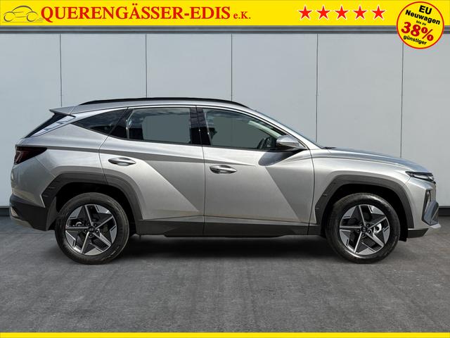 Hyundai / TUCSON / Silber / / / Hybrid NAVI+KAMERA+SHZ+LED+TEMPOMAT+17 ALU+PDC, Beispielbilder, ggf. teilweise mit Sonderausstattung