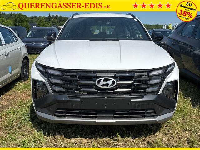 Hyundai / TUCSON / Wei&szlig; / / / Hybrid NAVI+KAMERA+SHZ+LED+TEMPOMAT+17 ALU+PDC, Beispielbilder, ggf. teilweise mit Sonderausstattung