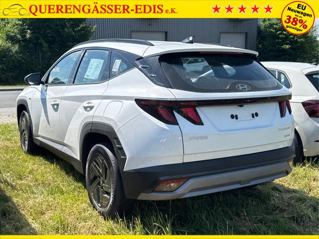 Hyundai / TUCSON / Wei&szlig; / / / Hybrid NAVI+KAMERA+SHZ+LED+TEMPOMAT+17 ALU+PDC, Beispielbilder, ggf. teilweise mit Sonderausstattung
