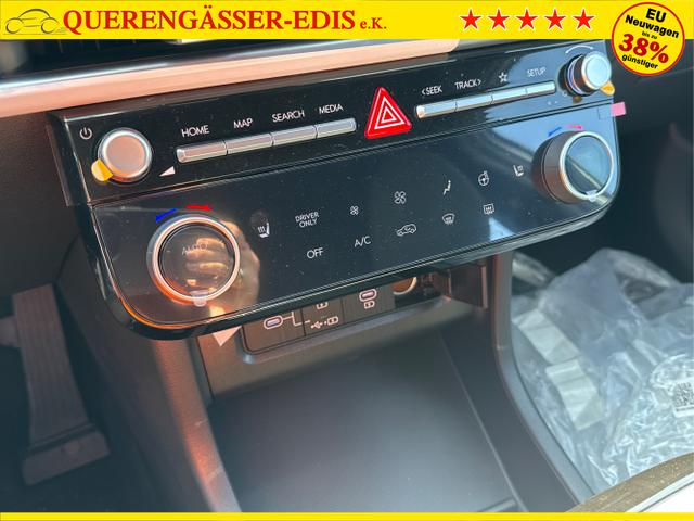 Hyundai / TUCSON / Wei&szlig; / / / Hybrid NAVI+KAMERA+SHZ+LED+TEMPOMAT+17 ALU+PDC, Beispielbilder, ggf. teilweise mit Sonderausstattung