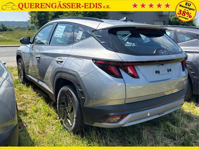 Hyundai / TUCSON / Silber / / / Hybrid NAVI+KAMERA+SHZ+LED+TEMPOMAT+17 ALU+PDC, Beispielbilder, ggf. teilweise mit Sonderausstattung