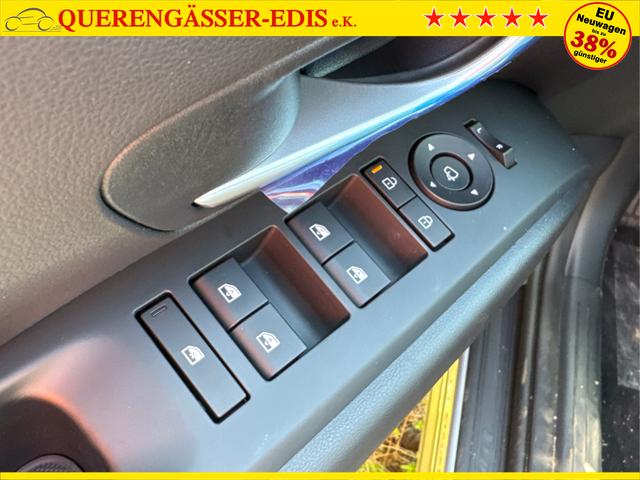 Hyundai / TUCSON / Silber / / / Hybrid NAVI+KAMERA+SHZ+LED+TEMPOMAT+17 ALU+PDC, Beispielbilder, ggf. teilweise mit Sonderausstattung