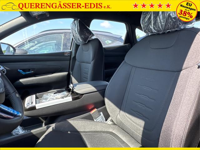 Hyundai / TUCSON / Silber / / / Hybrid NAVI+KAMERA+SHZ+LED+TEMPOMAT+17 ALU+PDC, Beispielbilder, ggf. teilweise mit Sonderausstattung