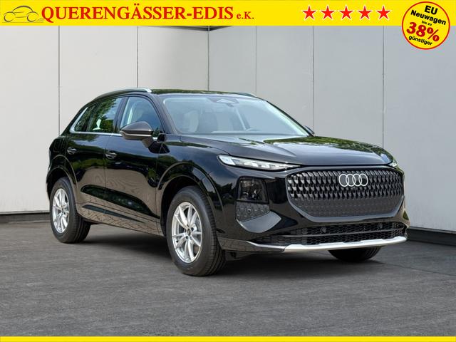 Audi / Q3 / Schwarz / / / KAMERA+NAVI+PDC+EL.HECKKL.+LED+17LM