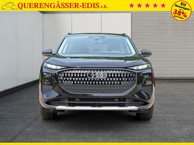 Audi / Q3 / Schwarz / / / KAMERA+NAVI+PDC+EL.HECKKL.+LED+17LM