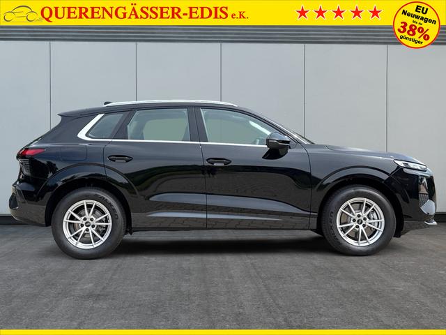 Audi / Q3 / Schwarz / / / KAMERA+NAVI+PDC+EL.HECKKL.+LED+17LM