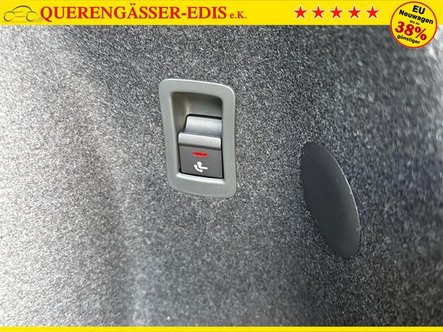 Audi / Q3 / Schwarz / / / KAMERA+NAVI+PDC+EL.HECKKL.+LED+17LM