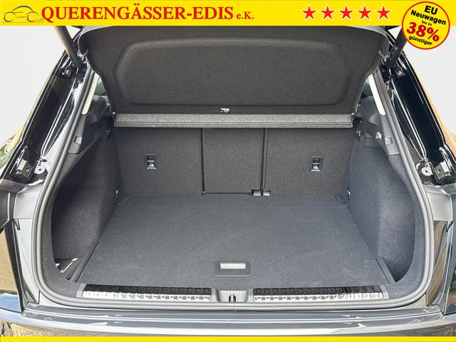 Audi / Q3 / Schwarz / / / KAMERA+NAVI+PDC+EL.HECKKL.+LED+17LM
