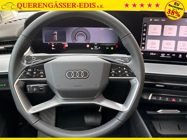 Audi / Q3 / Schwarz / / / KAMERA+NAVI+PDC+EL.HECKKL.+LED+17LM