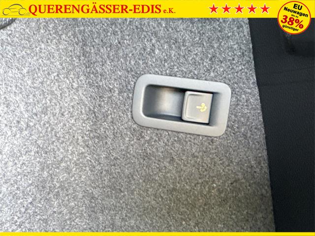 Skoda / Karoq / Silber / / / AHK+el.HECKKLAPPE+KAMERA+PDC+ACC, Beispielbilder, ggf. teilweise mit Sonderausstattung