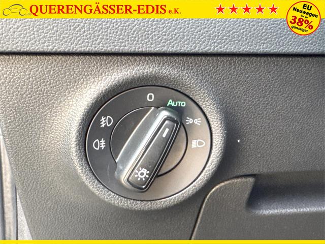 Skoda / Karoq / Silber / / / AHK+el.HECKKLAPPE+KAMERA+PDC+ACC, Beispielbilder, ggf. teilweise mit Sonderausstattung