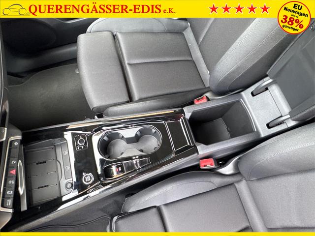 Audi / Q3 / Schwarz / / / KAMERA+NAVI+PDC+EL.HECKKL.+LED+17LM