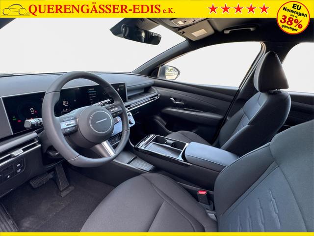 Hyundai / TUCSON / Wei&szlig; / / / Hybrid NAVI+KAMERA+SHZ+LED+TEMPOMAT+17 ALU+PDC, Beispielbilder, ggf. teilweise mit Sonderausstattung