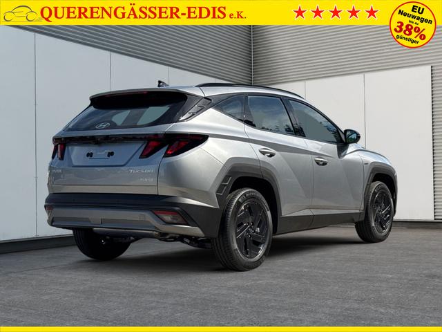 Hyundai / TUCSON / Silber / / / Hybrid NAVI+KAMERA+SHZ+LED+TEMPOMAT+17 ALU+PDC, Beispielbilder, ggf. teilweise mit Sonderausstattung