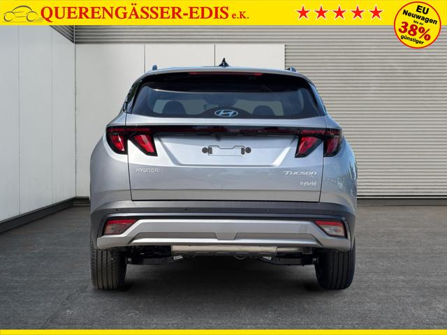 Hyundai / TUCSON / Silber / / / Hybrid NAVI+KAMERA+SHZ+LED+TEMPOMAT+17 ALU+PDC, Beispielbilder, ggf. teilweise mit Sonderausstattung