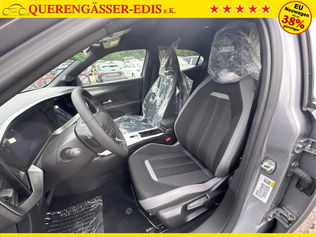 Opel / Mokka / Silber / / / SHZ+KAMERA+LED+PDC+17LM, Beispielbilder, ggf. teilweise mit Sonderausstattung