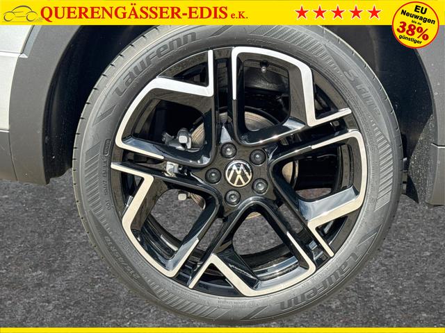 Volkswagen / T-Cross / Silber / / / MATRIX+SHZ+KAMERA+ACC+18'' ALU+KESSY+APP