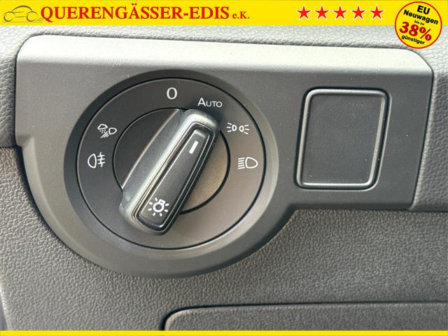 Volkswagen / T-Cross / Silber / / / MATRIX+SHZ+KAMERA+ACC+18'' ALU+KESSY+APP