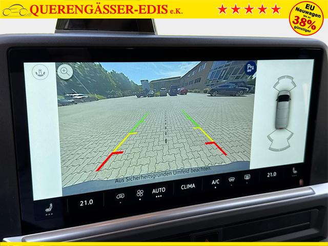 Volkswagen / T7 Caravelle / / / / LR+SHZ+AHK+GJR+KLIMAAUT.+ KAMERA+PDC+LED