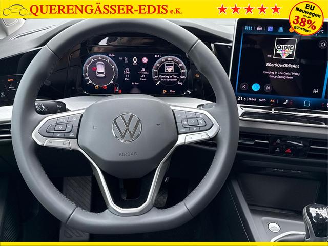 Volkswagen / Golf / Schwarz / / / ACC+SHZ+KLIMA+KAMERA+APP CONNECT+LED+17 ALU