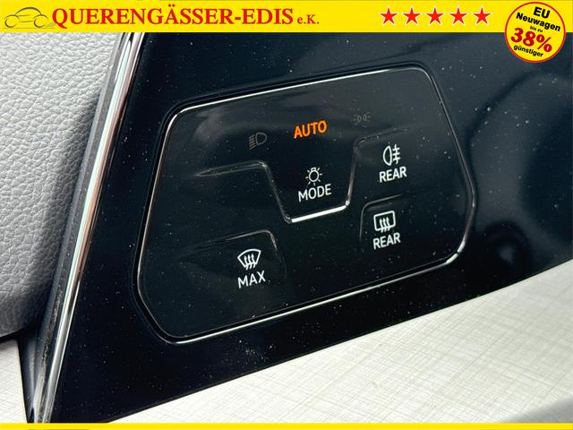 Volkswagen / Golf / Schwarz / / / ACC+SHZ+KLIMA+KAMERA+APP CONNECT+LED+17 ALU