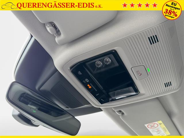 Volkswagen / Golf / Schwarz / / / ACC+SHZ+KLIMA+KAMERA+APP CONNECT+LED+17 ALU