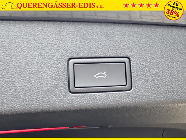 Volkswagen / Golf Variant / Grau / / / AHK+ACC+eHK+KAMERA+SHZ+KLIMA+LED+17 ALU