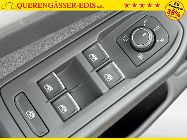 Volkswagen / Golf Variant / Grau / / / AHK+ACC+eHK+KAMERA+SHZ+KLIMA+LED+17 ALU
