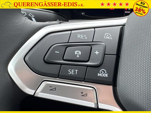 Volkswagen / Golf Variant / Grau / / / AHK+ACC+eHK+KAMERA+SHZ+KLIMA+LED+17 ALU