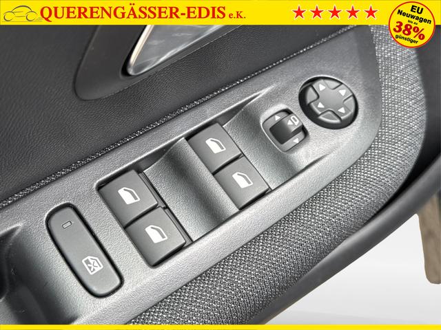 Peugeot / 208 / Schwarz / / / MAN6+KAMERA+NAVI+SHZ+LED+PDC+TEMPOMAT, Beispielbilder, ggf. teilweise mit Sonderausstattung