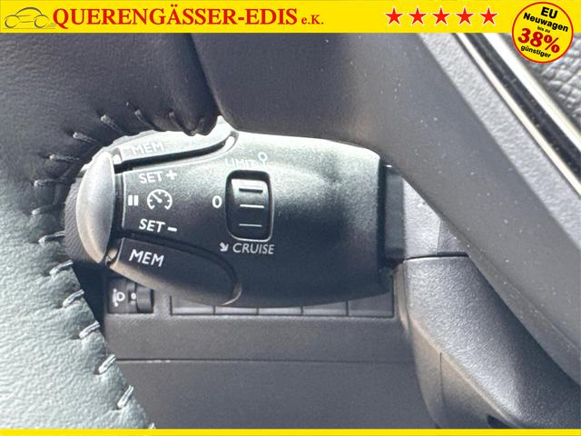 Peugeot / 208 / Schwarz / / / MAN6+KAMERA+NAVI+SHZ+LED+PDC+TEMPOMAT, Beispielbilder, ggf. teilweise mit Sonderausstattung