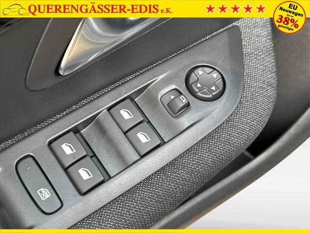 Peugeot / 208 / Schwarz / / / MAN6+SHZ+LED+PDC+TEMPOMAT, Beispielbilder, ggf. teilweise mit Sonderausstattung