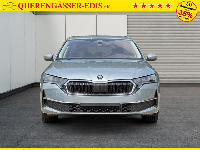 Skoda / Octavia Combi / Silber / / / ACC+AHK+eHK+KAM+PDC+LED+17 ALU+SHZ, Beispielbilder, ggf. teilweise mit Sonderausstattung