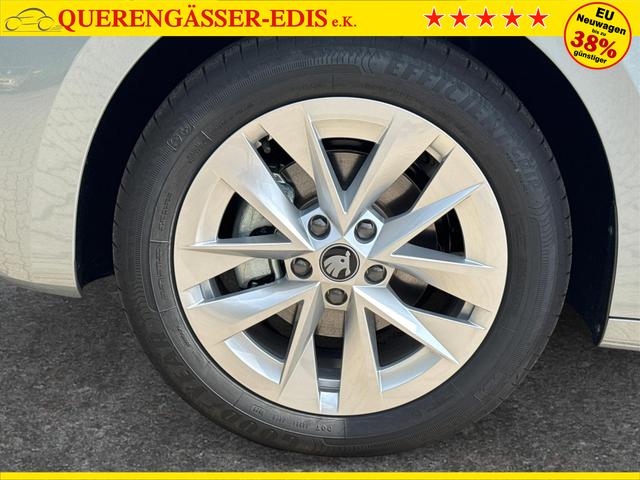 Skoda / Octavia Combi / Silber / / / ACC+AHK+eHK+KAM+PDC+LED+17 ALU+SHZ, Beispielbilder, ggf. teilweise mit Sonderausstattung