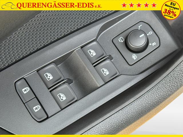 Skoda / Octavia Combi / Silber / / / ACC+AHK+eHK+KAM+PDC+LED+17 ALU+SHZ, Beispielbilder, ggf. teilweise mit Sonderausstattung