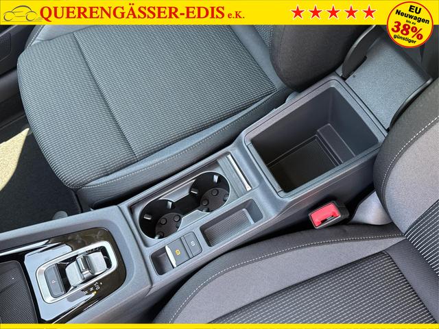 Skoda / Octavia Combi / Schwarz / / / ACC+AHK+eHK+KAM+PDC+LED+17 ALU+SHZ, Beispielbilder, ggf. teilweise mit Sonderausstattung