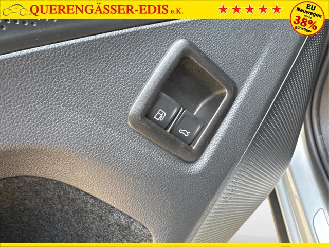 Volkswagen / Tayron / Silber / / / PLUG-IN+PANO+AHK+HuD+MATRIX+360 KAM+20ALU+ACC+eHK+BLACK STYLE